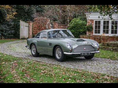 Aston Martin+DB4